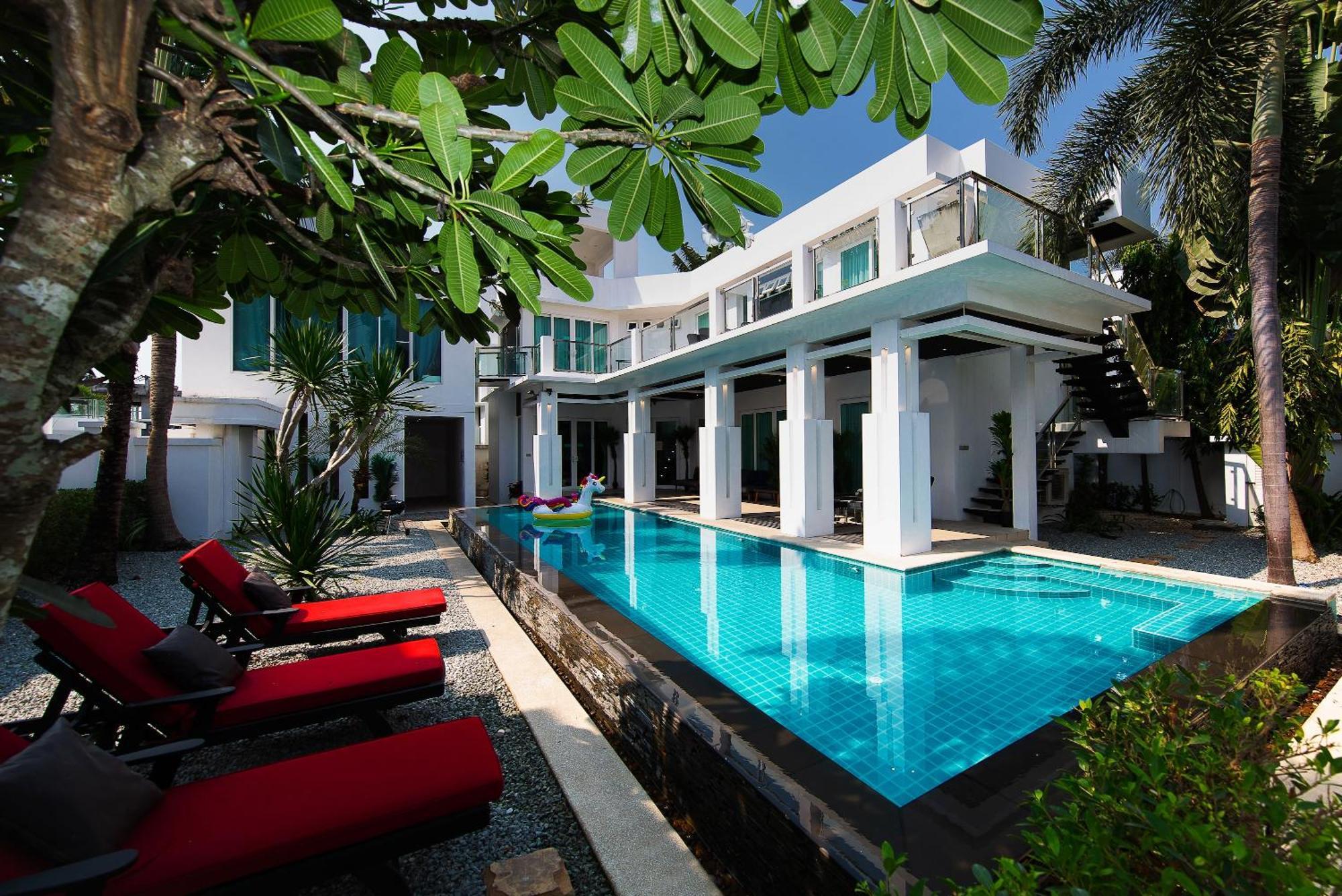 Villas In Pattaya Jomtien Beach Extérieur photo